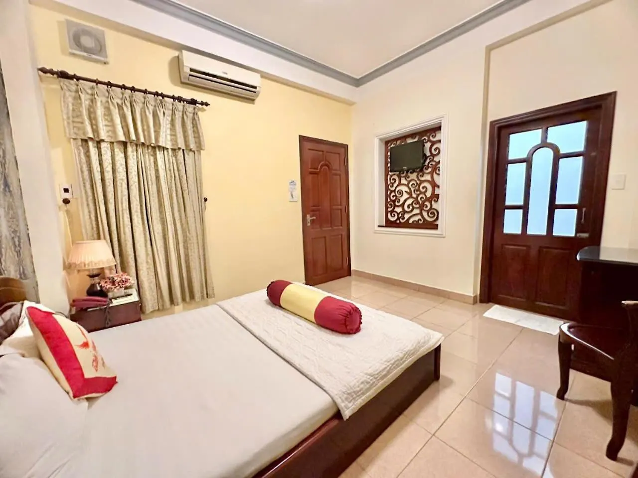 Thien Hoang Hotel فونج تاو