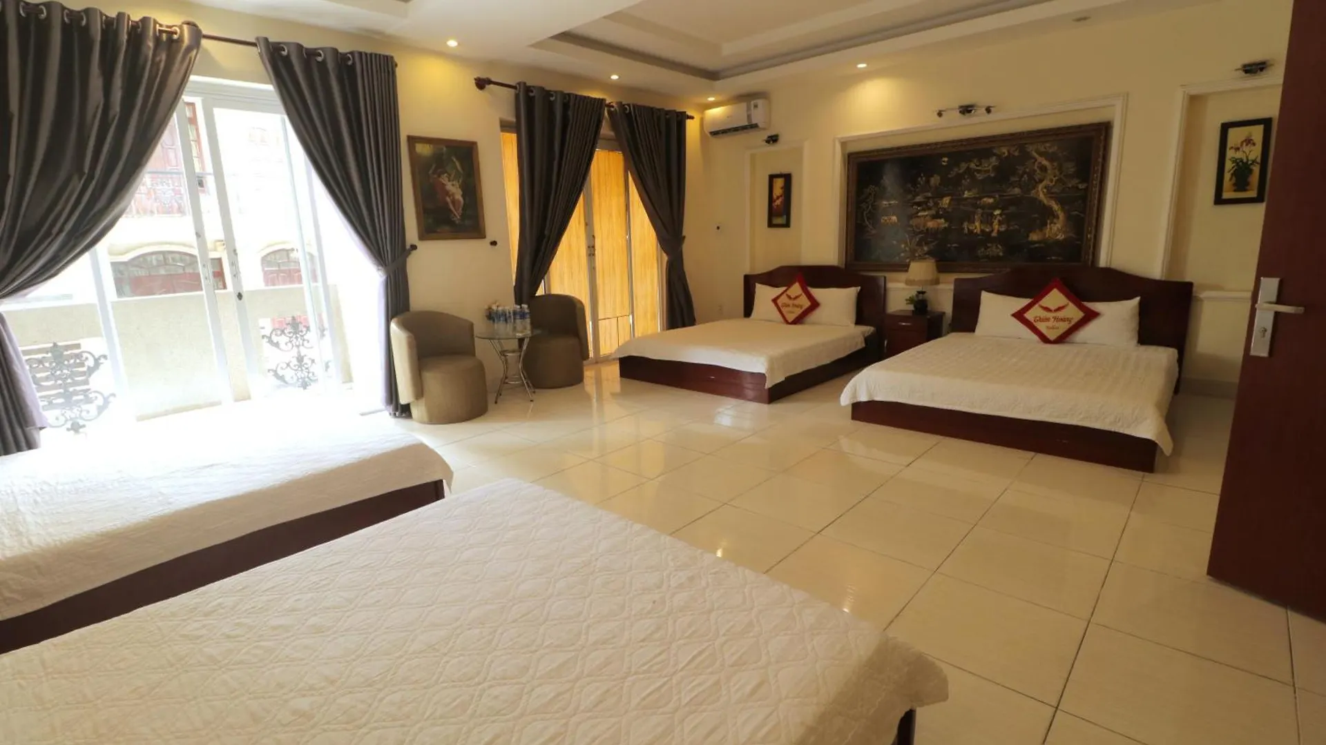 Thien Hoang Hotel فونج تاو 2*,
