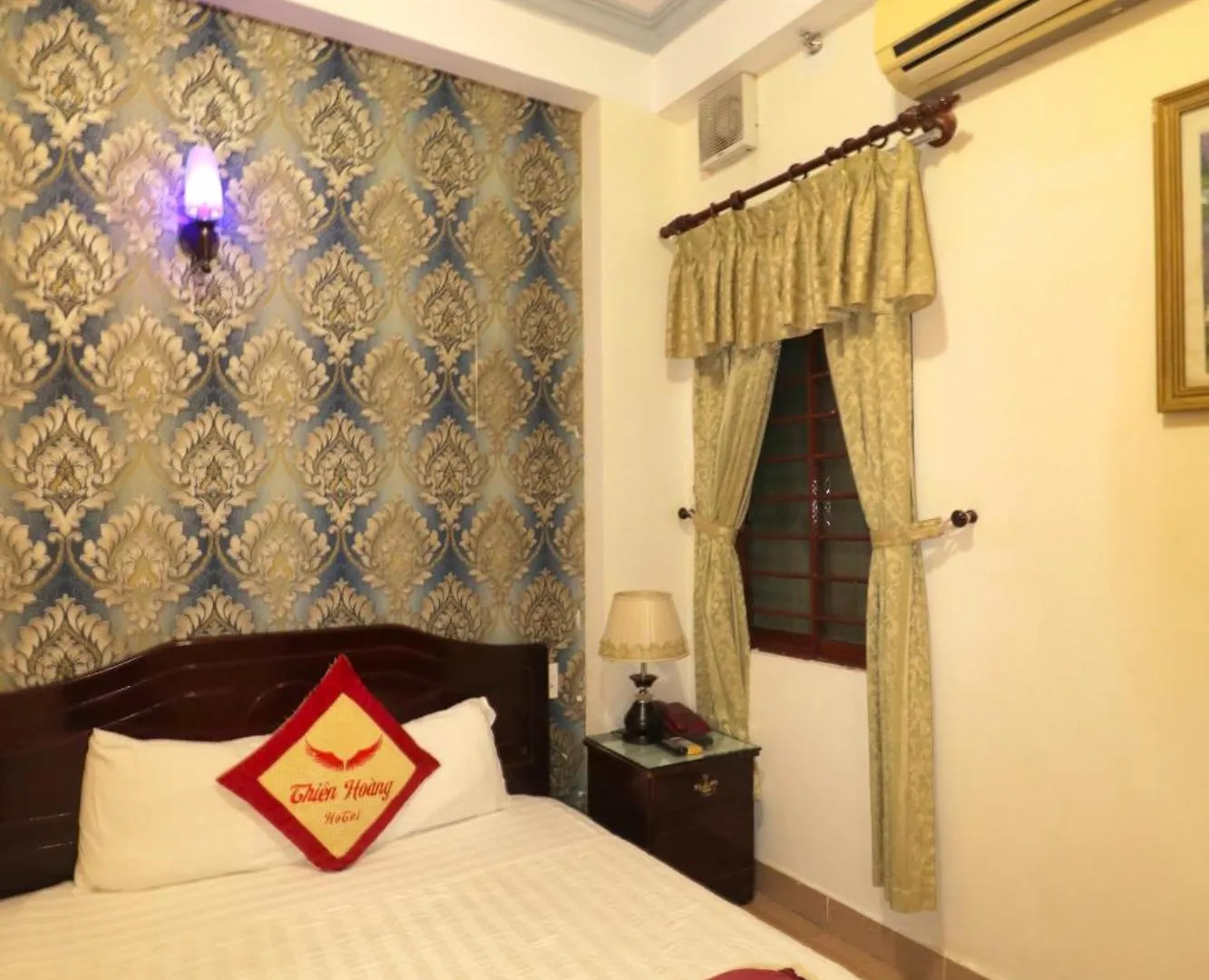 Thien Hoang Hotel فونج تاو