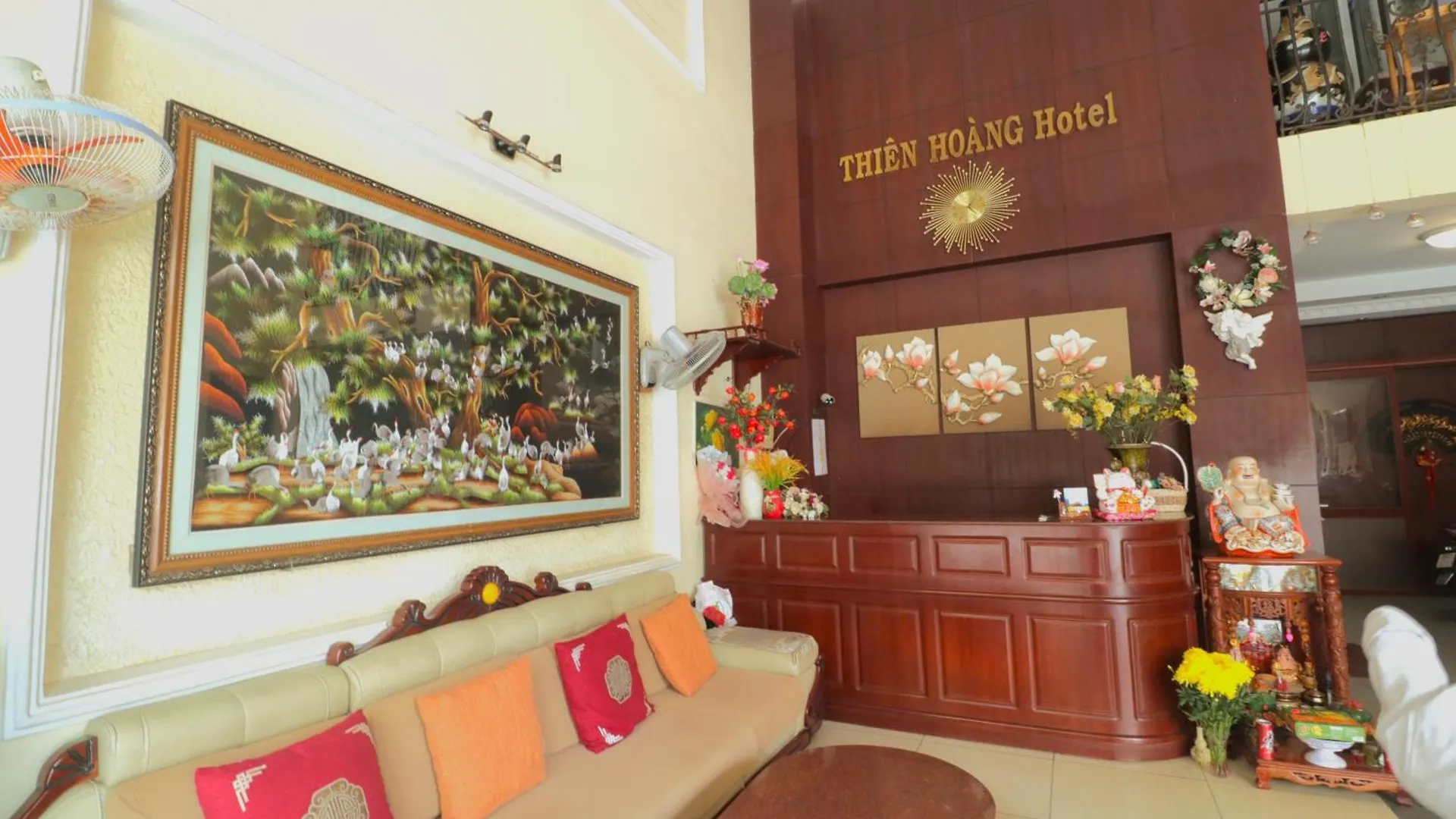 Thien Hoang Hotel فونج تاو