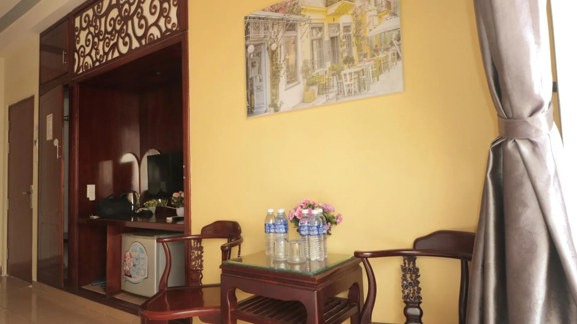 Thien Hoang Hotel فونج تاو